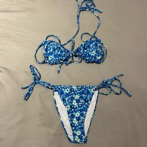SHEIN Blue Floral Bikini